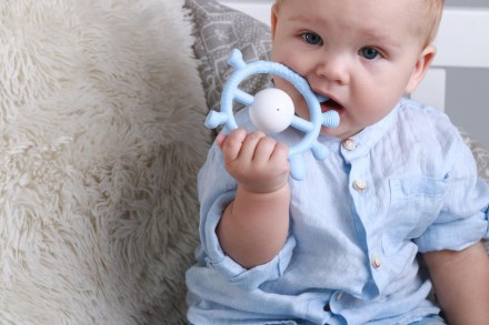 Именной подарочный набор для новорожденного мальчика с именной игрушкой грызунок. . фото 7