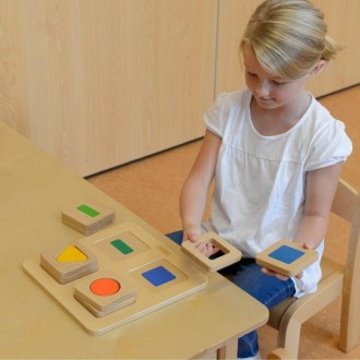 Сортировщики по форме и цвету — основные игрушки для детей от 1 до 3 лет. Это вр. . фото 9