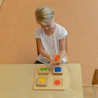 Сортировщики по форме и цвету — основные игрушки для детей от 1 до 3 лет. Это вр. . фото 4