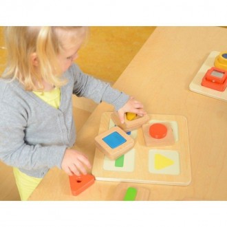 Сортировщики по форме и цвету — основные игрушки для детей от 1 до 3 лет. Это вр. . фото 6