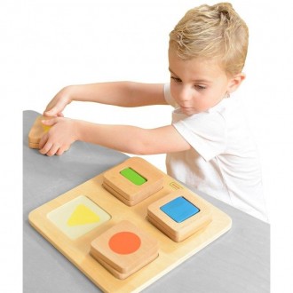 Сортировщики по форме и цвету — основные игрушки для детей от 1 до 3 лет. Это вр. . фото 2