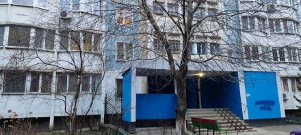 Прекрасная квартира 73 м2 в спальном районе на Поселке Котовского. 
3 этаж 12 эт. Суворовське. фото 4