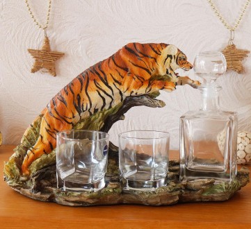 Штоф Тигр в прыжке подарочный набор для алкоголя 
Материал : Полистоун
Размер, с. . фото 7