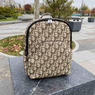 Женский городской рюкзак сумка трансформер в стиле Диор, сумка-рюкзак Dior репли. . фото 2