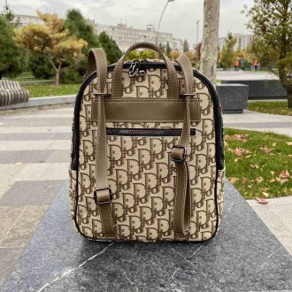 Женский городской рюкзак сумка трансформер в стиле Диор, сумка-рюкзак Dior репли. . фото 7