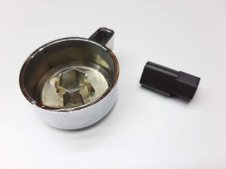 Рукоятка регулятор включення пара води кавоварки Саєко.
Б/у. Оригинал. В продаже. . фото 4