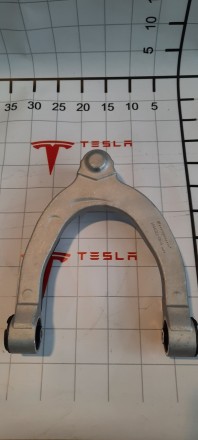 Важіль верхній передній лівий (підкова) Тесла Модель 3. . фото 3