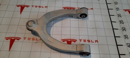 Важіль верхній передній лівий (підкова) Тесла Модель 3. . фото 6