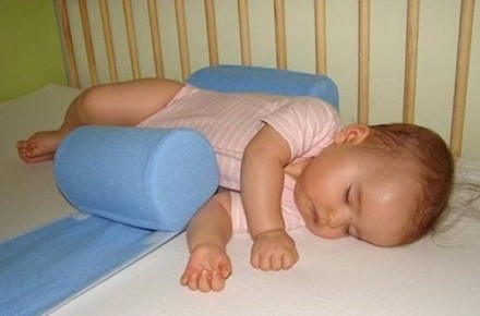Подушка-ограничитель для новорожденных Олви - это специальный валик на липучках,. . фото 3