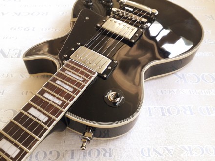 Электрогитара Gibson Les Paul Custom 1960 Black Chrome. Цвет черный.
В наличии и. . фото 10
