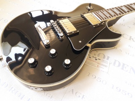Электрогитара Gibson Les Paul Custom 1960 Black Chrome. Цвет черный.
В наличии и. . фото 8