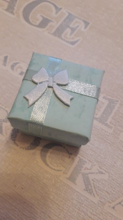Подарочная сувенирная коробка для украшения кольцо бижутерия каблучка прямоуголь. . фото 4