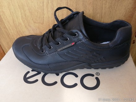 Верхняя часть обуви - кожа, изготовлена на собственных кожевенных заводах ECCO.
. . фото 2