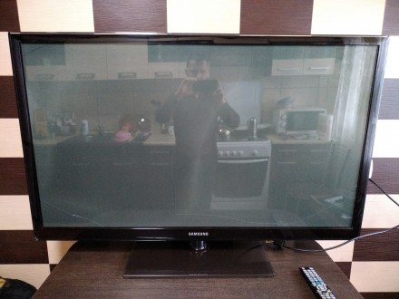 Плата снята с работоспособного телевизора Samsung PS51D550C1W с механическим пов. . фото 9