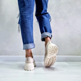 Туфли броги кожаные наплак
Броги с открытой шнуровкой на мега удобной, стильной . . фото 9