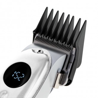 Машинка для стрижки волос Adler 2831 предлагает профессиональную и точную стрижк. . фото 6