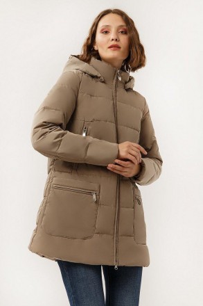Демисезонная куртка женская Finn Flare с капюшоном светло-коричневая, средней дл. . фото 2