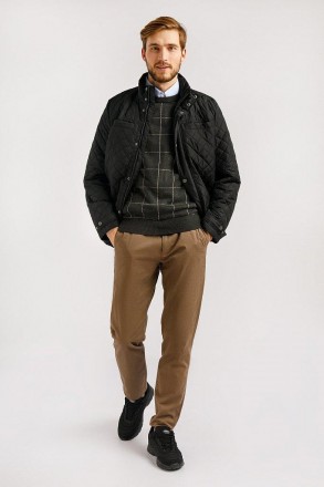 Стеганая куртка мужская от финского бренда Finn Flare прямого кроя с ромбовидной. . фото 3