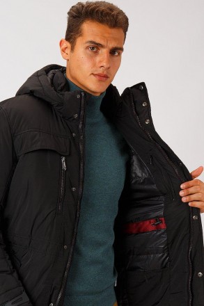 Короткая куртка мужская зимняя Finn Flare дает оптимальный комфорт благодаря выс. . фото 7