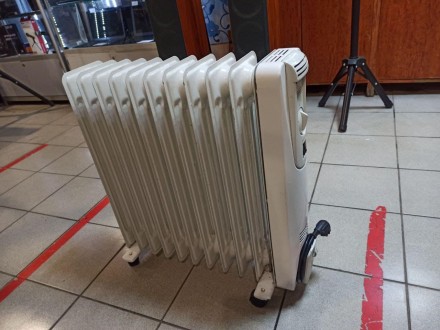 В хорошем рабочем состоянии
Масляный радиатор украинского производства Термія 11. . фото 4