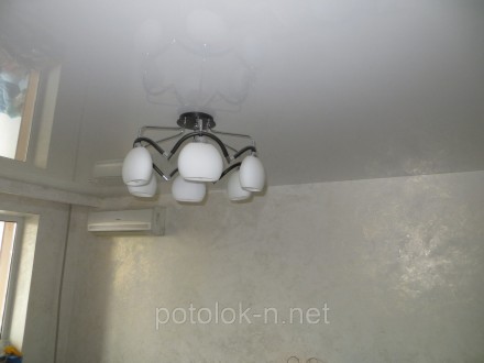 Матовый натяжной потолок.
 
Матовый натяжной потолок — самый оптимальный вариант. . фото 6