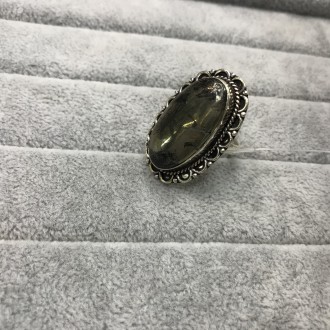 Предлагаем Вам купить красивое кольцо с камнем Пирит в серебре.
Размер 18,3.
Раз. . фото 6