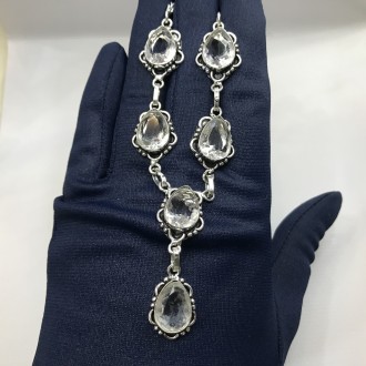 Предлагаем Вам купить красивое ожерелье горный хрусталь в серебре. Индия.
длина . . фото 2