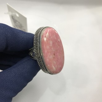Предлагаем Вам купить шикарное кольцо с камнем - тулит в серебре.
Размер 19.4 
Р. . фото 5