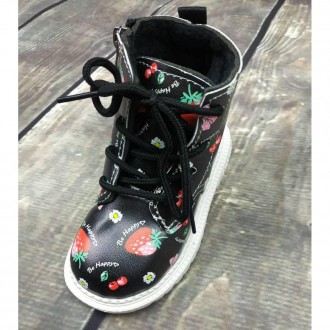 Красиві і стильні черевики для дівчат з еко-шкіри. Підкладка плюш, підошва гумов. . фото 5