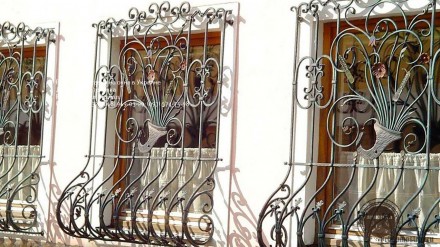 Решетки и ставни на окна Кривой Рог - сварные, кованые

На сегодняшний день, н. . фото 4