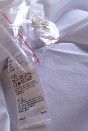 Мегастильная белоснежная блуза с воротником, декорирована оборками плиссе и завя. . фото 6