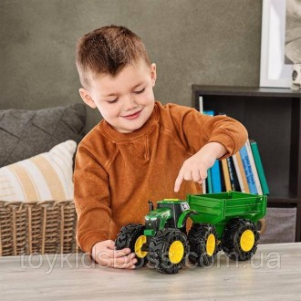 Игрушечный трактор John Deere Kids с прицепом и большими колесами оснащен светом. . фото 8