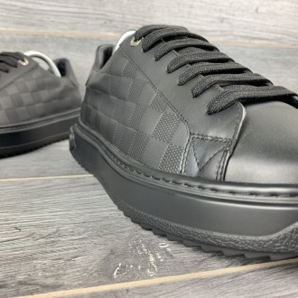 
 Мужские кроссовки кожаные демисезонные Louis Vuitton Черные
- Материал ручной . . фото 7