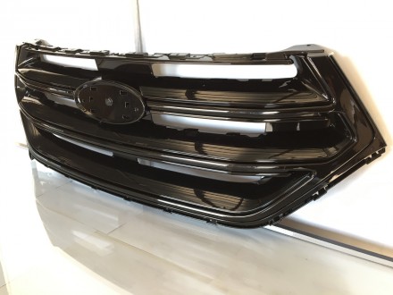 Решетка радиатора центральная Ford Edge 2015-2018 черная без камеры. Сертифициро. . фото 4