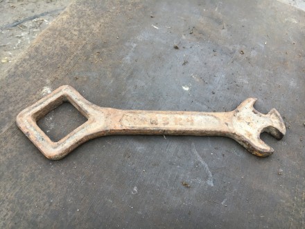 Продам Ретро старовинний гайковий ключ до колекції Царський ключ старовинний СРС. . фото 8