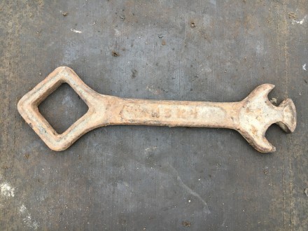 Продам Ретро старовинний гайковий ключ до колекції Царський ключ старовинний СРС. . фото 9