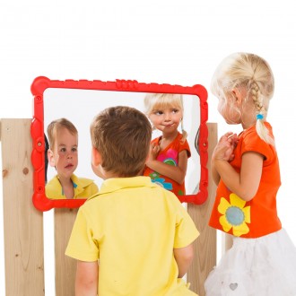 Ігровий набір для дитячого майданчика «Криве дзеркало» — унікальний продукт КВТ,. . фото 2