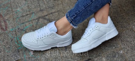 Белые женские кроссовки 
 
▷ идут размер в размер
36р - 23 см 
37р - 23,5 см 
38. . фото 9