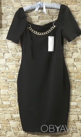 Обворожительное, стильное платье чёрного цвета с коротким рукавом размер UK12, E. . фото 1