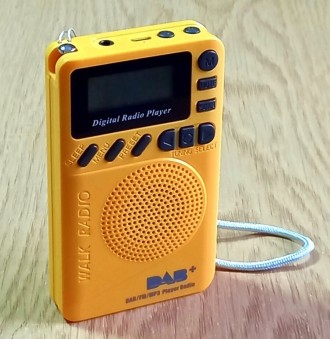Цифровой DAB/DAB+ FM радиоприемник + MP3 (TF Card), мощность 2 Вт, аккумулятор 1. . фото 3