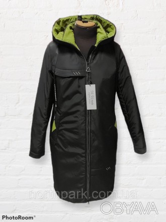Стильна жіноча куртка-парку з капюшоном у чорному кольорі з контрастними елемент. . фото 1