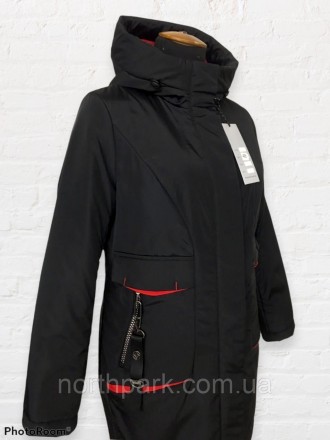 Стильна жіноча куртка-парка з капюшоном, у чорному кольорі з контрастними елемен. . фото 4