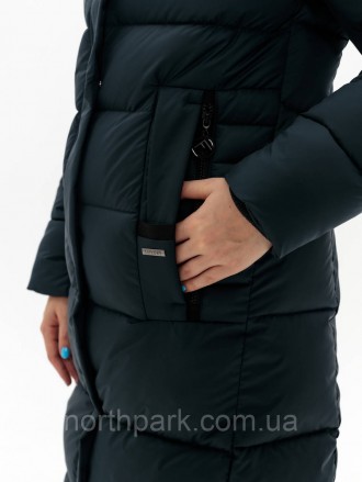 Стильний та зручний довгий жіночий зимовий пуховик з капюшоном, від українського. . фото 7