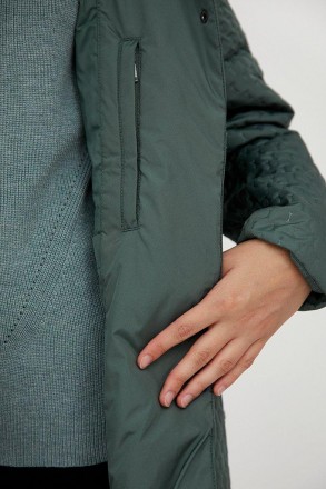 Стеганая куртка женская с поясом Finn Flare средней длины комфортного прямого кр. . фото 5