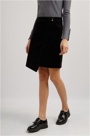 Вельветовая ассиметричная юбка мини от финского бренда Finn Flare отлично дополн. . фото 4
