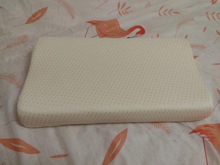 Ортопедична подушка з ефектом пам'яті для здорового сну Memory Pillow Біла
Сучас. . фото 8