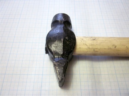 Молоток 0,5 кг, с деревянной ручкой
Действуют оптовые цены. . фото 3