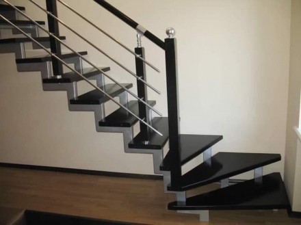 Компанія DecorMetal виготовить і встановить для вас сходи, з деревяними, гранітн. . фото 9