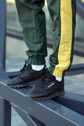 Штаны Nike Heritage Signature Track Pants
•Очень практичные, непромокаемые спорт. . фото 6