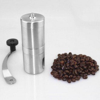 
Кофемолка ручна портативна
Ручна кавомолка з керамічними жорнами - ідеальна кав. . фото 4